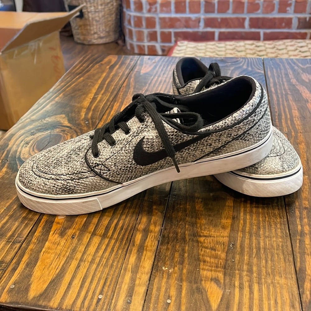 Mens Skateboarding Shoes